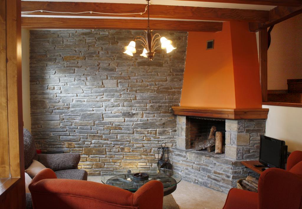 Apartamentos Valle De Aran مونت الغرفة الصورة