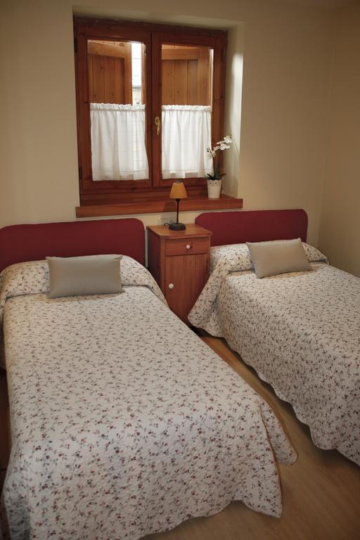 Apartamentos Valle De Aran مونت الغرفة الصورة