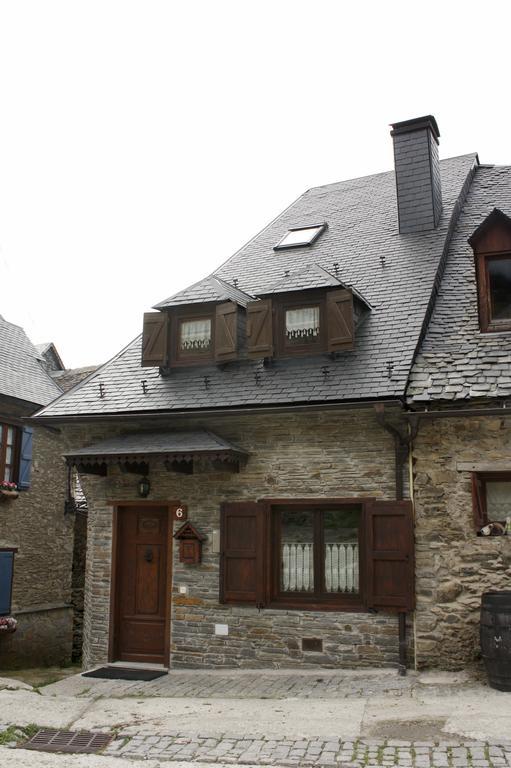 Apartamentos Valle De Aran مونت المظهر الخارجي الصورة