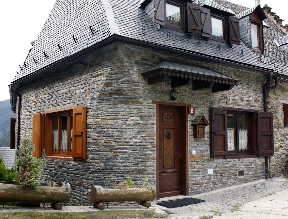 Apartamentos Valle De Aran مونت المظهر الخارجي الصورة