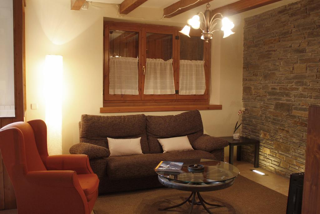 Apartamentos Valle De Aran مونت الغرفة الصورة