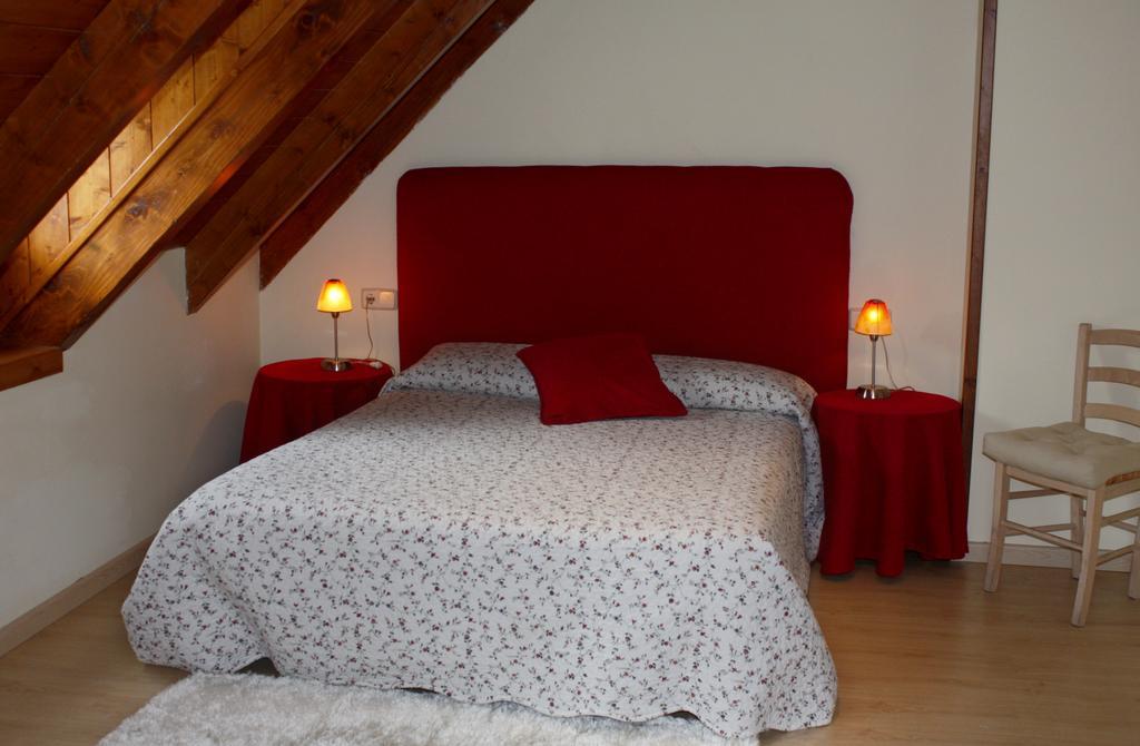 Apartamentos Valle De Aran مونت الغرفة الصورة